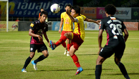 พลังเอ็มแซงดับฉลาม คว้าที่ 5 ไทยลีก