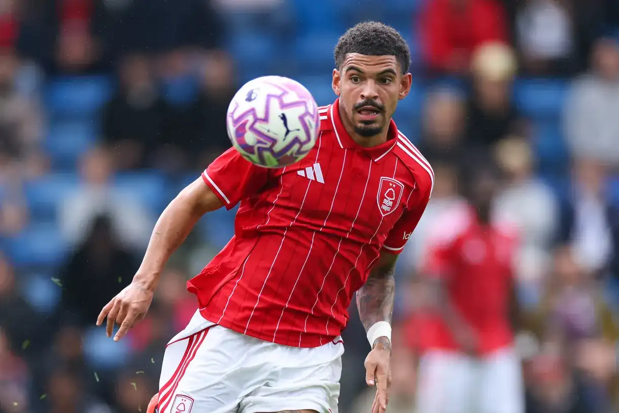 กิ๊บบ์สไวท์วืดทัวร์กับเจ้าป่าหลังติดภารกิจส่วนตัว